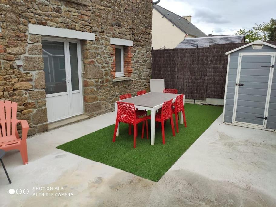 Appartamento Gite Au Coeur De La Baie Du Mont-Saint-Michel Baguer-Pican Esterno foto